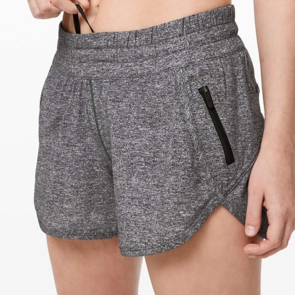 Lululemon Tracker Short V *4"Heather Lux Multi Black - Picture 1 of 5